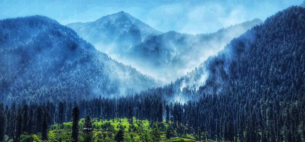 Kashmir mountain landscape with mirror-still lake